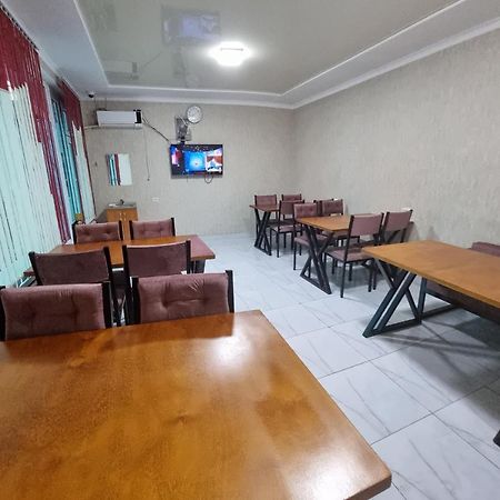 Hostel Sulaiman-Too Osz Zewnętrze zdjęcie