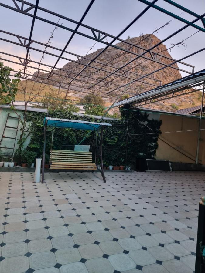 Hostel Sulaiman-Too Osz Zewnętrze zdjęcie